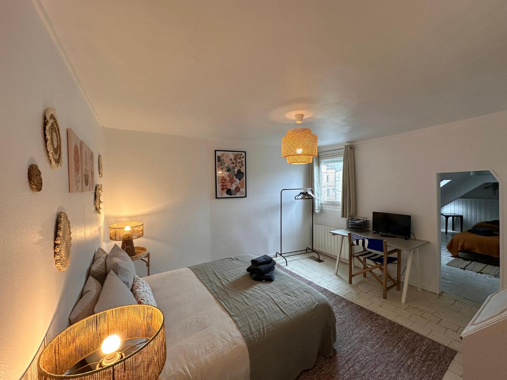 Large Apartment In City Center オンフルール エクステリア 写真