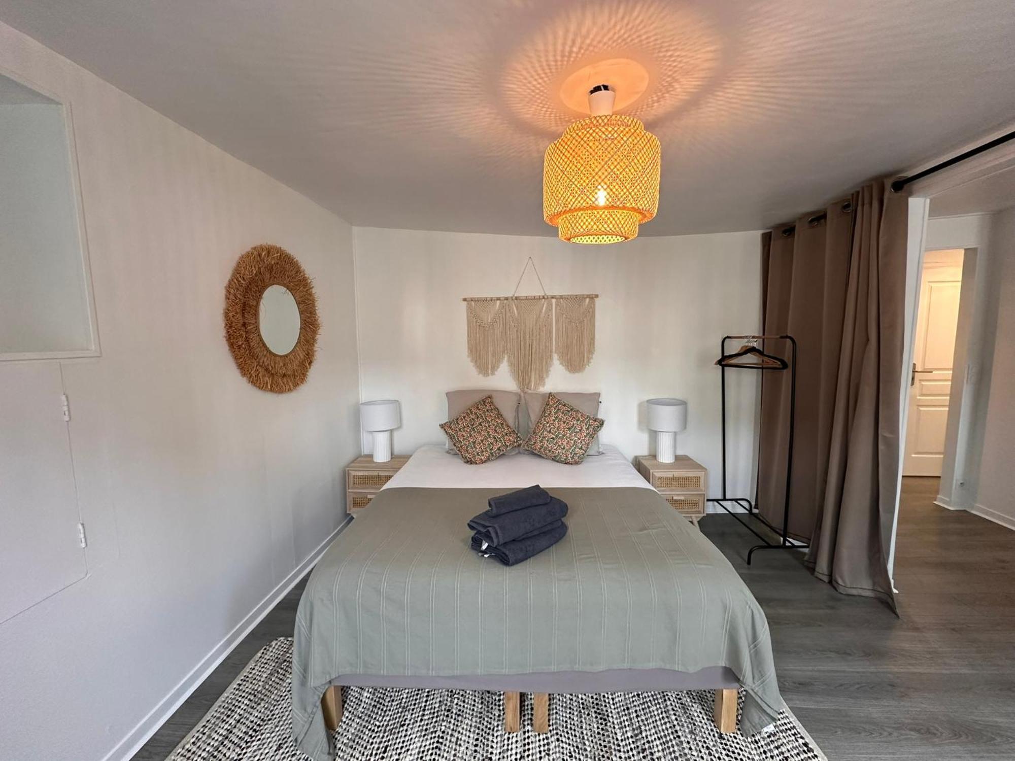 Large Apartment In City Center オンフルール エクステリア 写真
